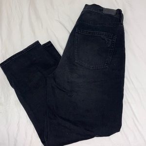 American Eagle 90s boyfriend jeans